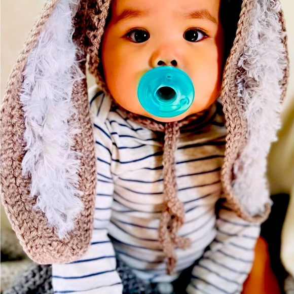 gray crocheted new bunny bonnet with fur ears - Picture 4 of 4